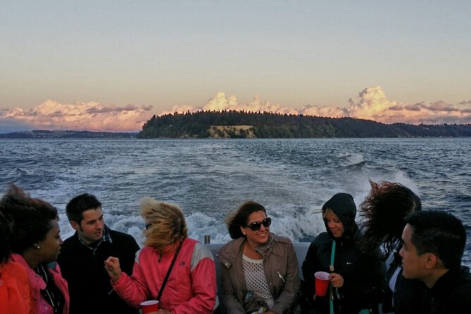 2 Hour Guided Boat Tour in Gig Harbor and Narrows Bridges - Mt. Rainier views depend on the weather
