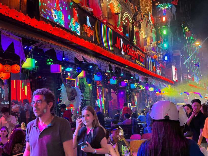 Acoustics Live Music And Saigon Night Life Street Food Tour - The first 2.5 hours: food, alleys, and city views