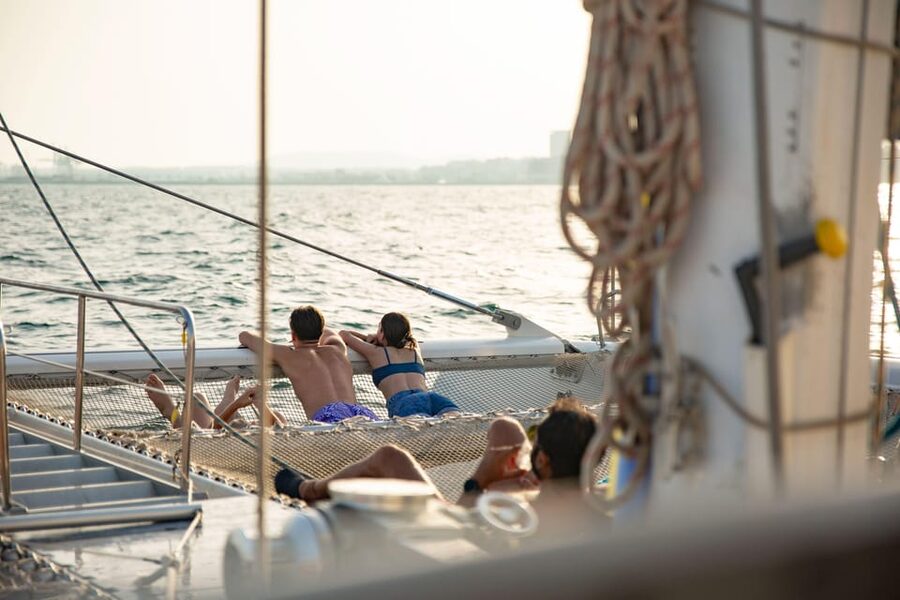 Alicante: Afternoon Cruise with Appetizer and Live Music - Practical ways to make the afternoon better