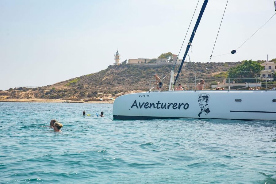 Alicante: Afternoon Cruise with Appetizer and Live Music - Forty-five minutes past Santa Bárbara Castle