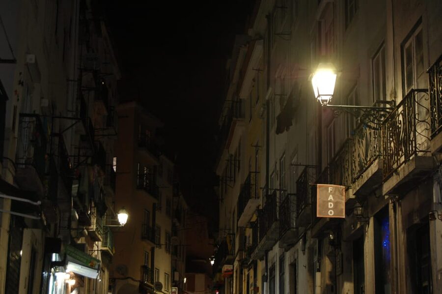 All-inclusive Fado Tour: Show & Dinner. Lisbon at Night - FAQ