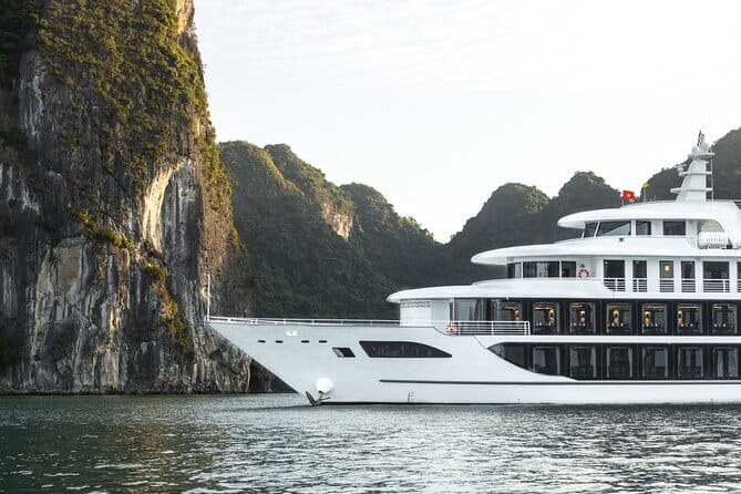 Ambassador Dinner Cruise with Live Music, Firework and Luxe - Food, drinks, and extra costs