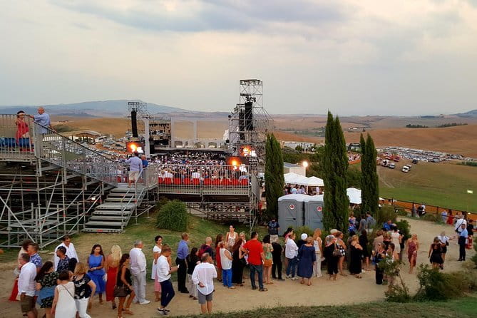 Andrea Bocelli concert LAJATICO Limousine Service from Florence - The drive through Tuscany to Lajatico
