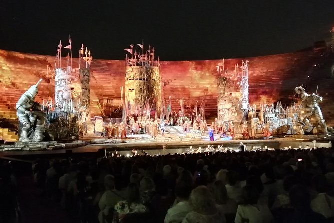 Arena di Verona Opera Ticket Package - Meeting up at Piazza Bra