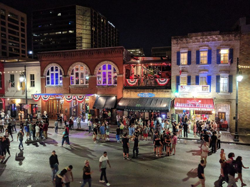 Austin: Downtown Live Music Pub Crawl - Stop Four: San Jac Saloon