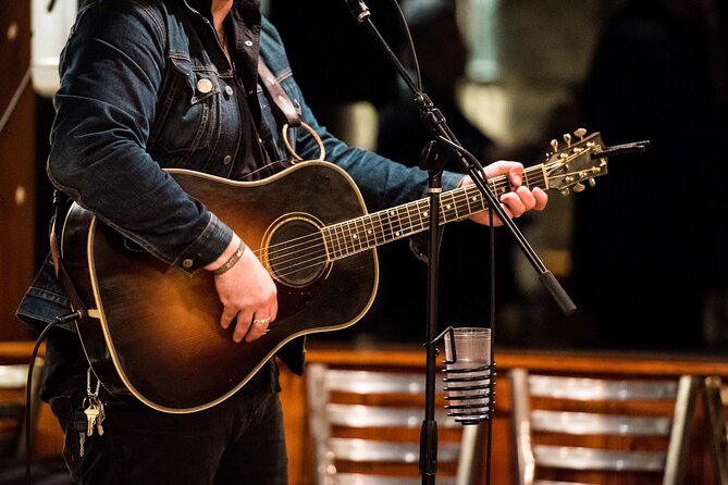 Austin: Live Music Crawl - Stop one: your first taste of Austin’s working music scene