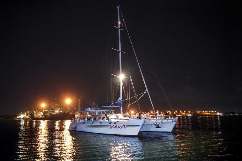 Bali/Benoa: 5-Course Romantic Evening Cruise With Live Music - Transfers, pickup areas, and the return trip