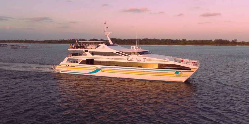 Bali/Benoa: Sunset Dinner Cruise with Show and Live Music - Key points to know before you book