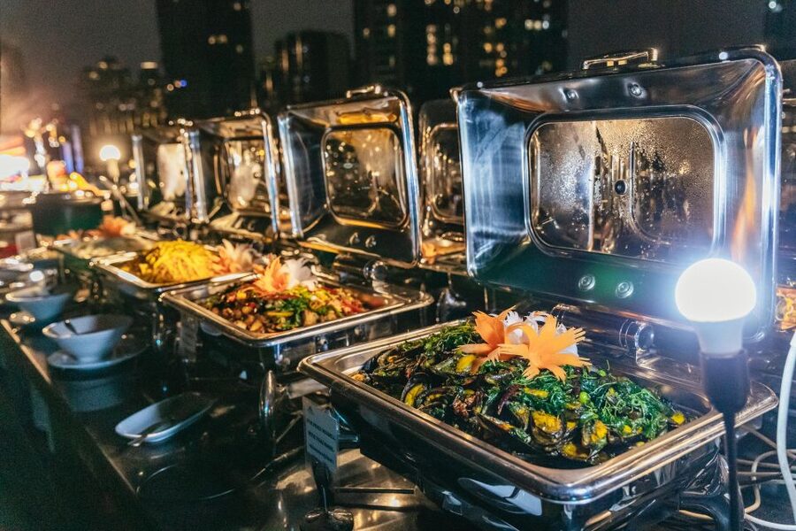 Bangkok: Alangka Luxury Buffet Dinner Cruise With Live Music - Is $31 good value?