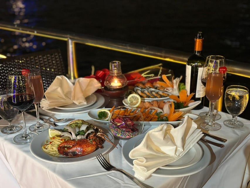 Bangkok: Alangka Luxury Cruise with Buffet and Live Music - Key points to know before boarding