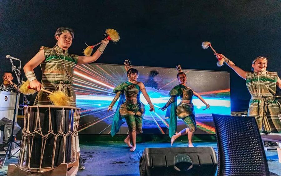 Bangkok: Alangka Luxury Cruise with Buffet and Live Music - Starting at ICONSIAM Pier 4