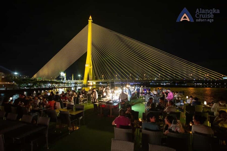 Bangkok: Alangka Luxury Cruise with Buffet and Live Music - Open decks, sound, and the atmosphere onboard