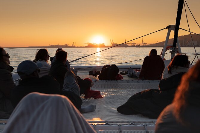 Barcelona Sunset Live Jazz Music Cruise - Comfort, space, and crowd levels