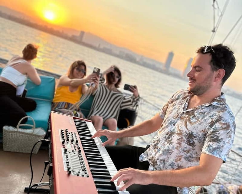 Barcelona: Sunset Sailing Cruise with Live Music - Five things to know before you book