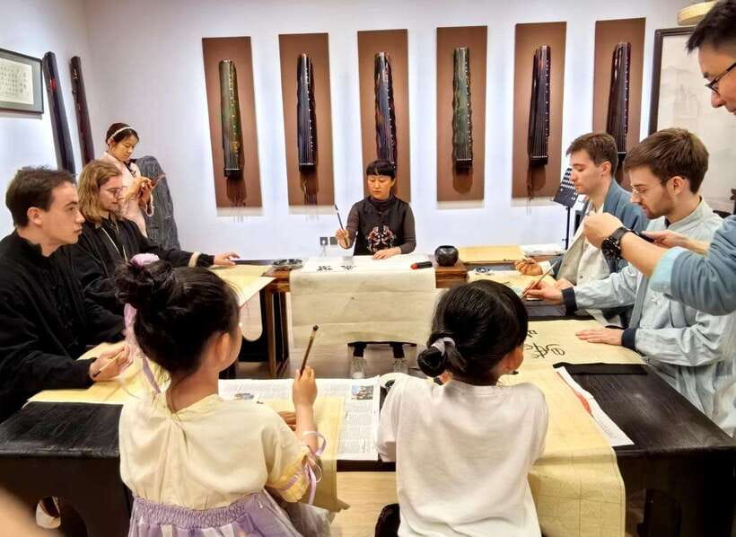 Beijing Culture Event: Tea Ceremony, Music Show, Calligraphy - Hanfu, ritual, and the photo session