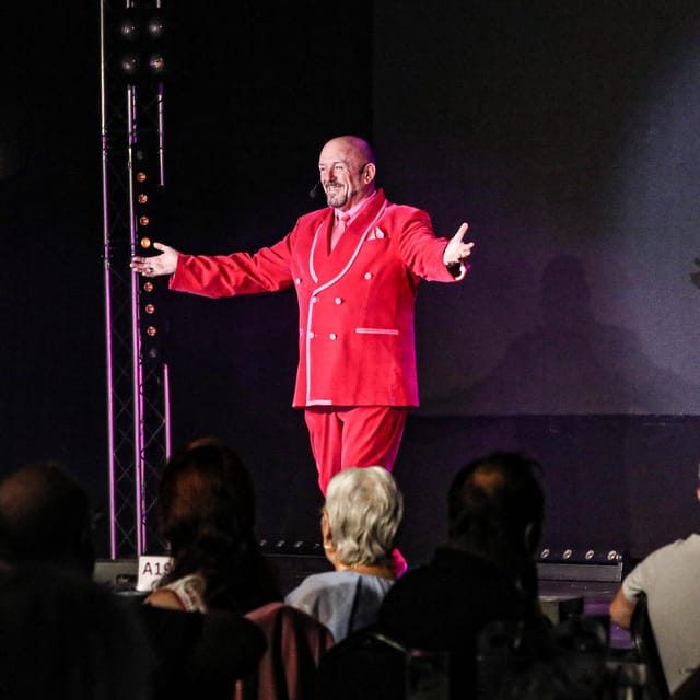 Blackpool: The Jersey Beats - Oh What A Nite! Music Show - LED screens, lasers, and a modern stage show