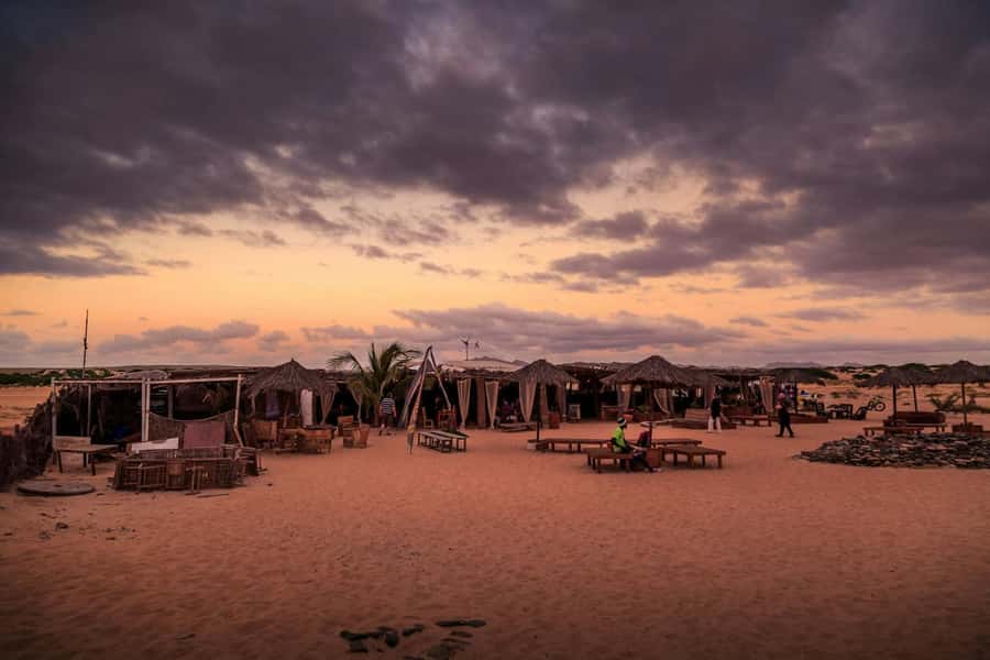 Boa Vista Sunset Dinner with Live Music - Should you book the Boa Vista Sunset Dinner?