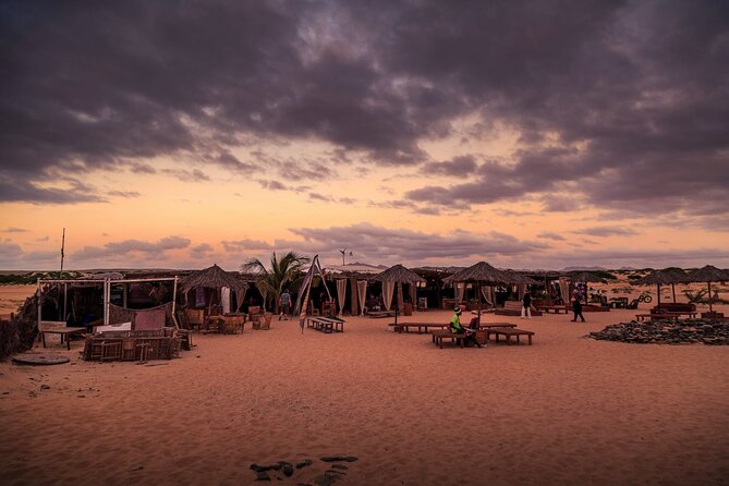 Boa Vista Sunset Dinner with Live Music - Buffet dinner with grilled meat, vegetables, and fish