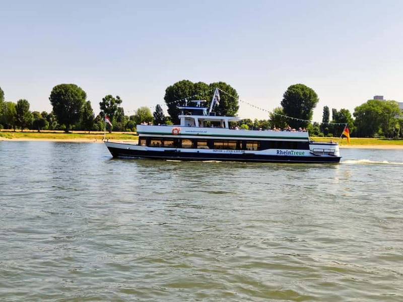 Bonn: Seniors' cruise with live music on the MS Moby Dick - Practical planning for a comfortable afternoon
