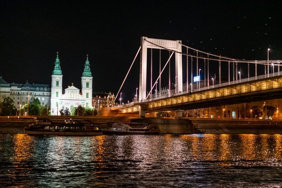 Budapest: Candlelit Dinner River Cruise with Live Music - Is $129 per person good value?