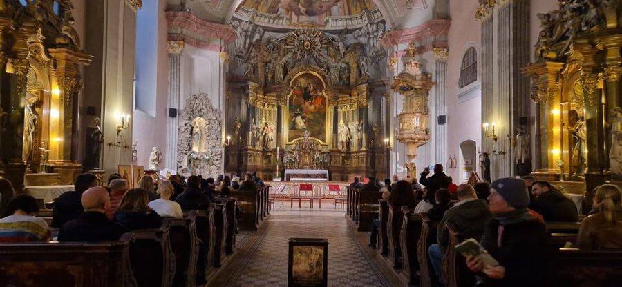 Budapest: Classical Music Concert in St. Michael's Church - Who will enjoy this most?