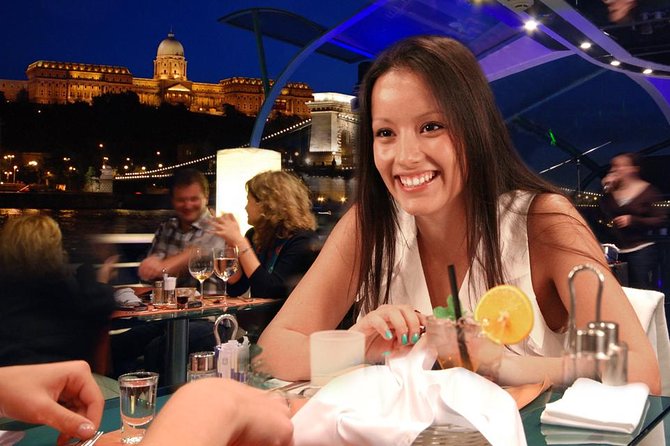 Budapest Danube River Candlelit Dinner Cruise with Live Music - Boarding Near the Chain Bridge
