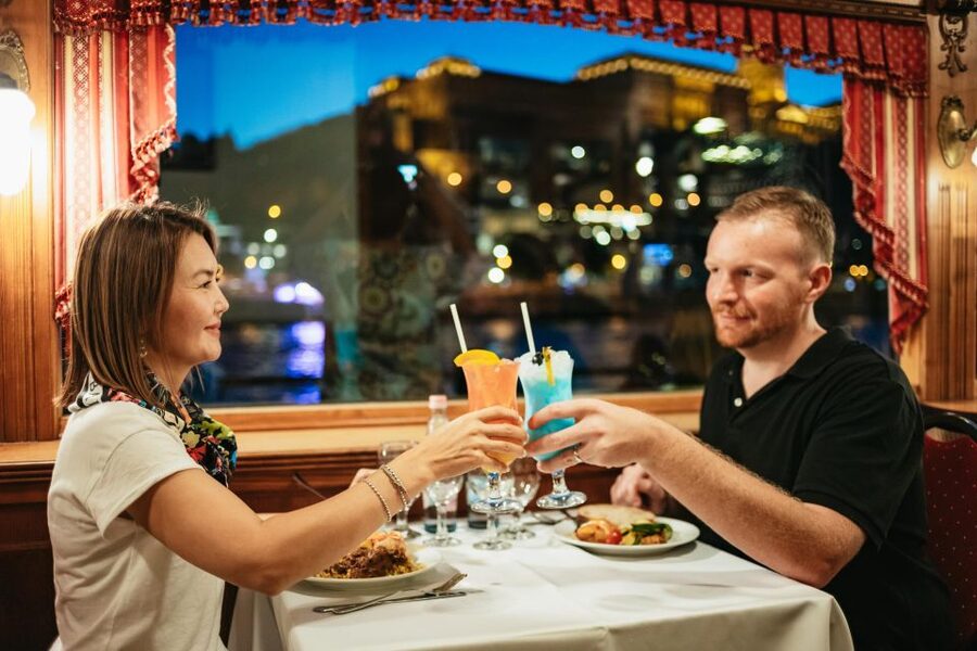 Budapest: Dinner Cruise with Live Music and Folk Dance Show - What $93 gets you