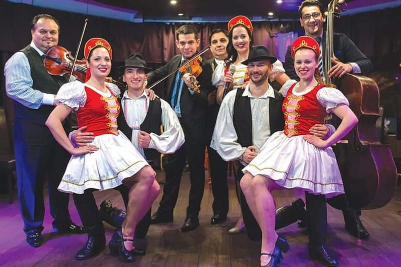 Budapest: Prosecco Dinner Cruise with Live Music - Key points to know before booking