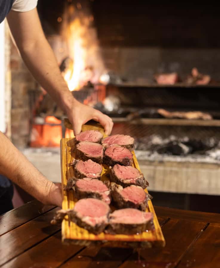 Buenos Aires: Authentic Argentine Asado BBQ with Live Music - Arriving at Bell C and settling in