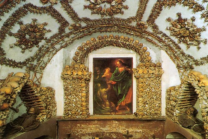 Capuchins Crypt Tour and Concert in Rome - Inside the Capuchin Museum and Crypt