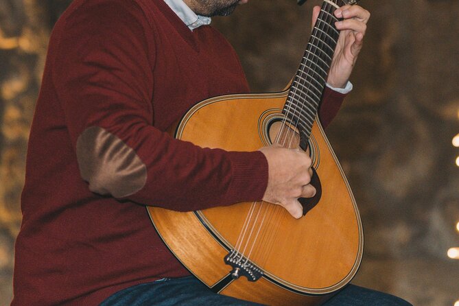 Cellar Tour, Port Wine Tasting & Fado Show at Fonseca - What you taste: Fonseca Bin 27 and Siroco