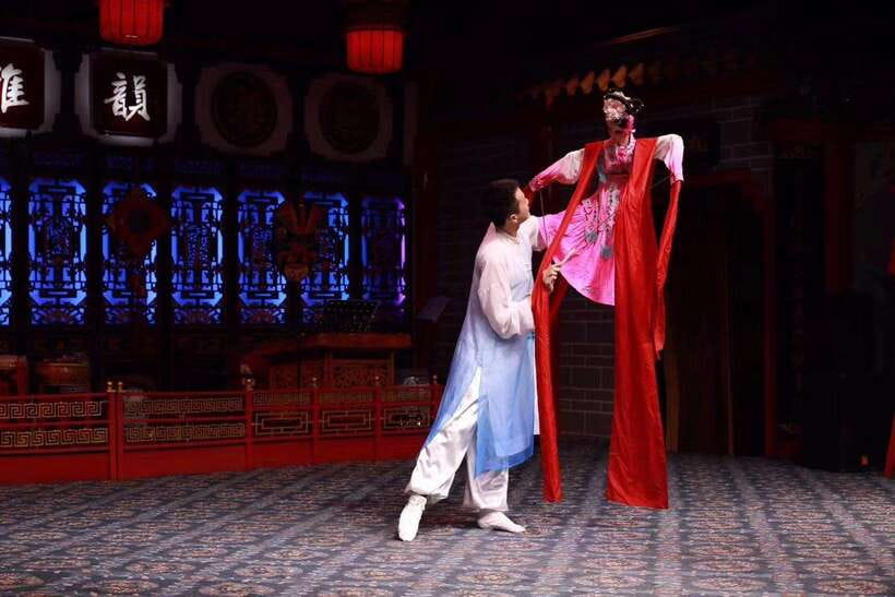Chengdu: Sichuan Opera Show ShufengYayun & Covered Bowl Tea - The 80-minute program, act by act