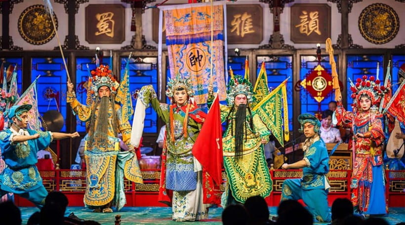 Chengdu: Sichuan Opera Show ShufengYayun & Covered Bowl Tea - Getting to the Old Theater and collecting your ticket