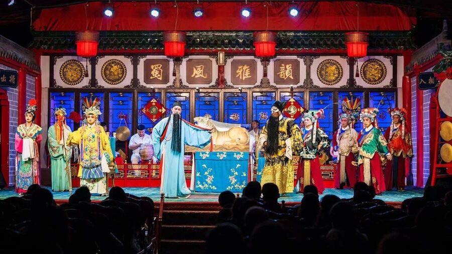 Chengdu: Sichuan Opera Shu Feng Yan Yun Evening Show Ticket - Choosing Between Standard, Front, and VIP Seats