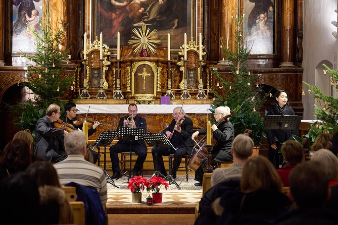Christmas Concerts in Capuchin Church - Seating, temperature, and comfort