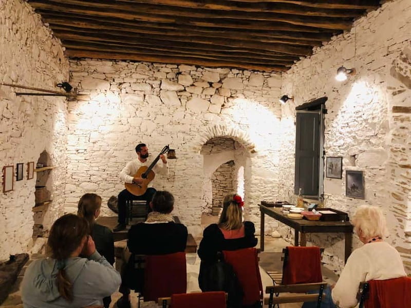 Classical guitar concert in a historic olive press - Key points at a glance