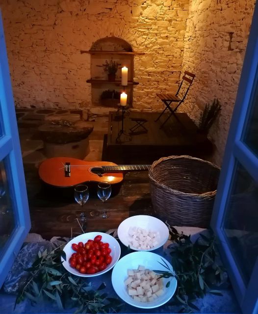 Classical guitar concert in a historic olive press - The twenty-minute break under the Naxos sky
