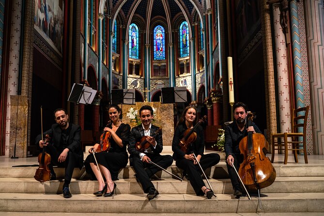Classical Music Concert Saint Germain des Prés Church - The sound of music beneath the church ceiling