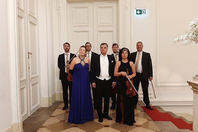 Concert at the Palais Schönborn-Batthyány by the Vienna Baroque Orchestra - Entering Palais Schönborn-Batthyány
