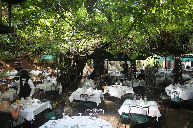 Court of Two Sisters Live Jazz Brunch Buffet with Mimosa - Best ways to plan the visit
