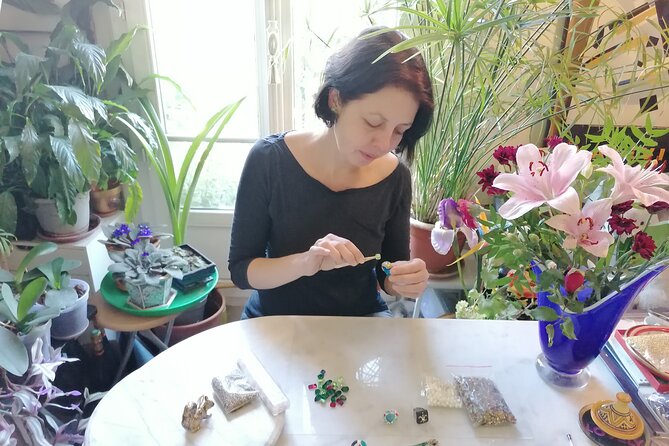 Create unique jewelry from top Parisian designer Bijoux Blues - Who will enjoy this workshop most?