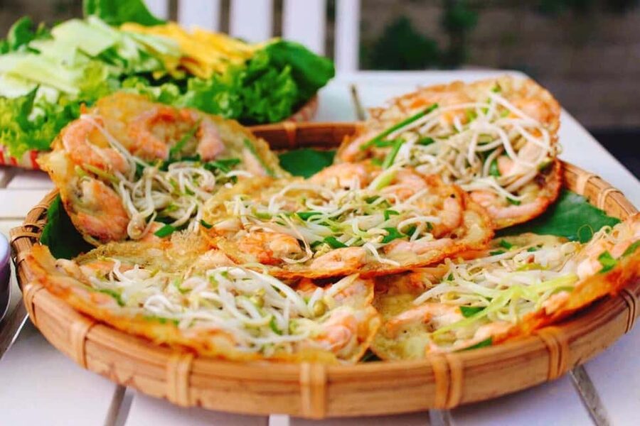 Da Nang: Michelin Food Tour with Live Music - A Michelin Guide Mention for Grilled Pork Noodles