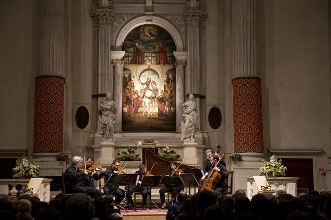 Dinner & Concert in Venice - Hearing classical music inside San Vidal