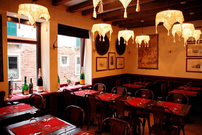 Dinner & Concert in Venice - Who will enjoy this evening most