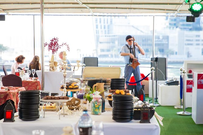 Dubai Marina Dinner Cruise with Live Music & Open Bar - Dinner, Drinks, and the Live Cooking Station