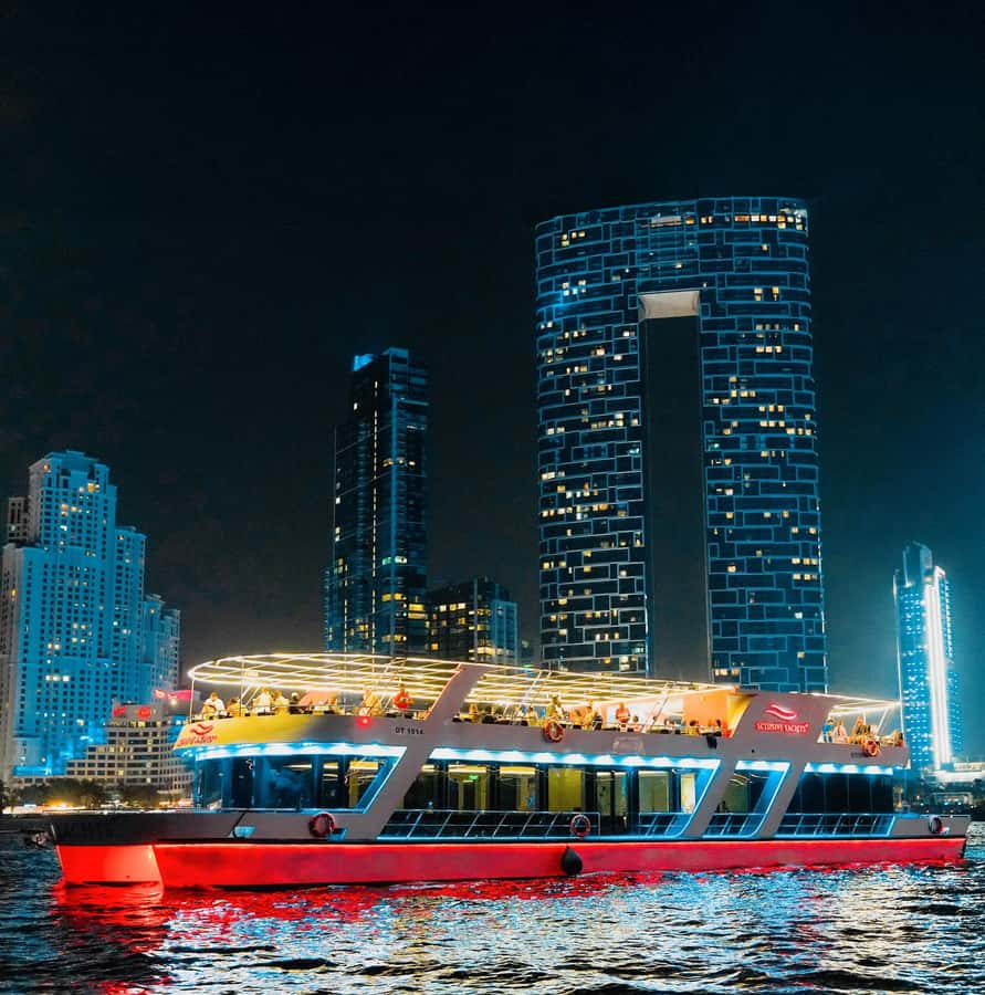 Dubai: Sunset or Dinner Cruise with Live Music & Open Bar - Key Points Before You Book