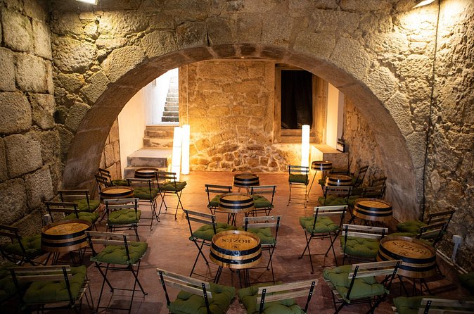 Entrance to The Fado House in São João Novo - Who will enjoy this most?