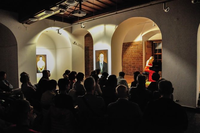 Everyday concerts of Chopin's music at the Old Town in Warsaw - Finding the townhouse at 20/22 Kanonia Street