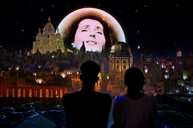 Experience the Queen of Fado at Ah Amália Living Experience - The hologram performance at the end