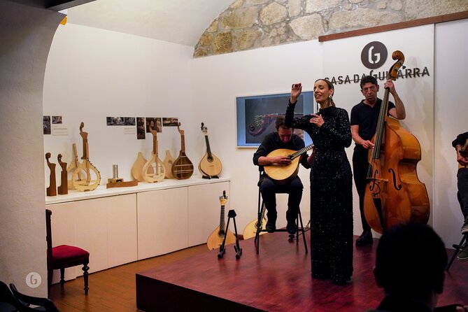 Fado by Casa da Guitarra - Is $24.19 a fair price?
